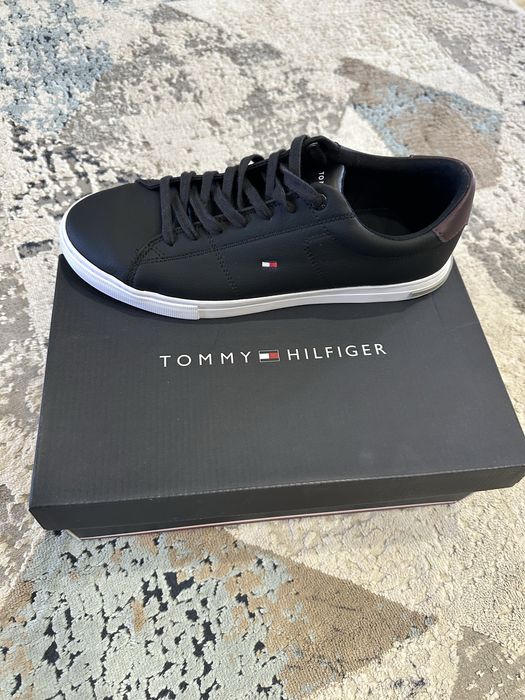 Продам Кеды Tommy Hilfiget