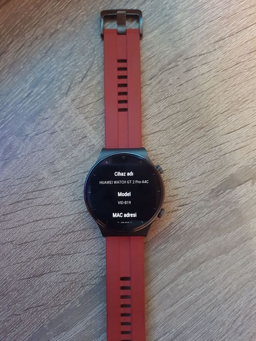 Часовник Huawei GT 2 Pro