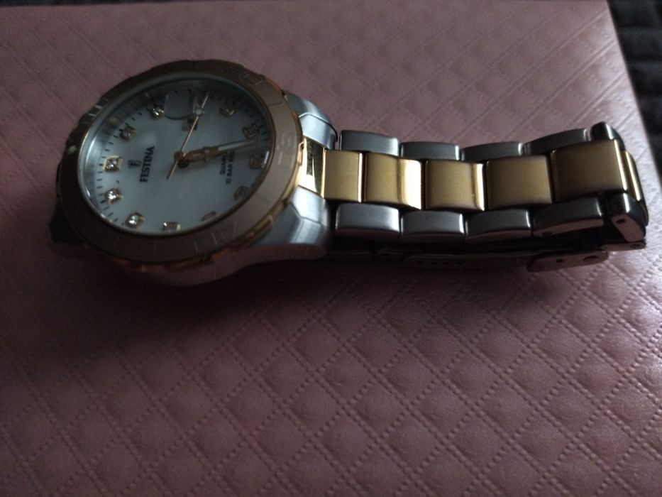 Дамски часовник Festina F20505