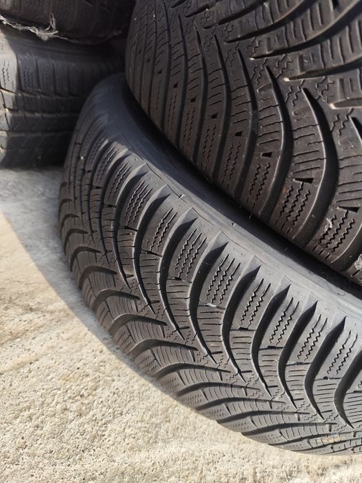 Set 4 jante cu anvelope M+S 195/50R15 Ford Fiesta 4X108.