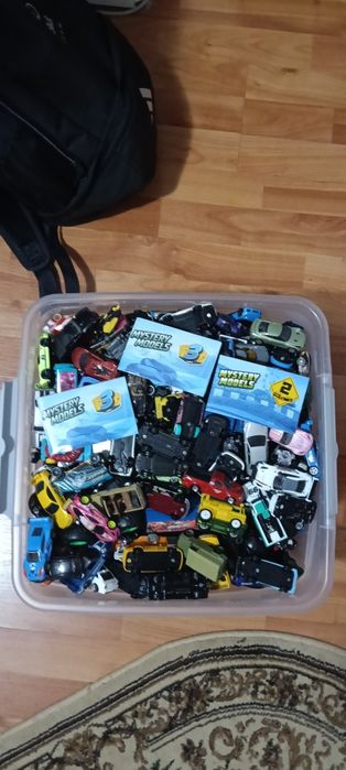 470 Mașini hotwheels: Mainline, Premium, Mystery Models, Silver Series, Monster Trucks, Trailers+ Camion Hotwheels 50 masini