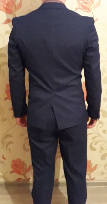 Продам костюм в отличном состоянии