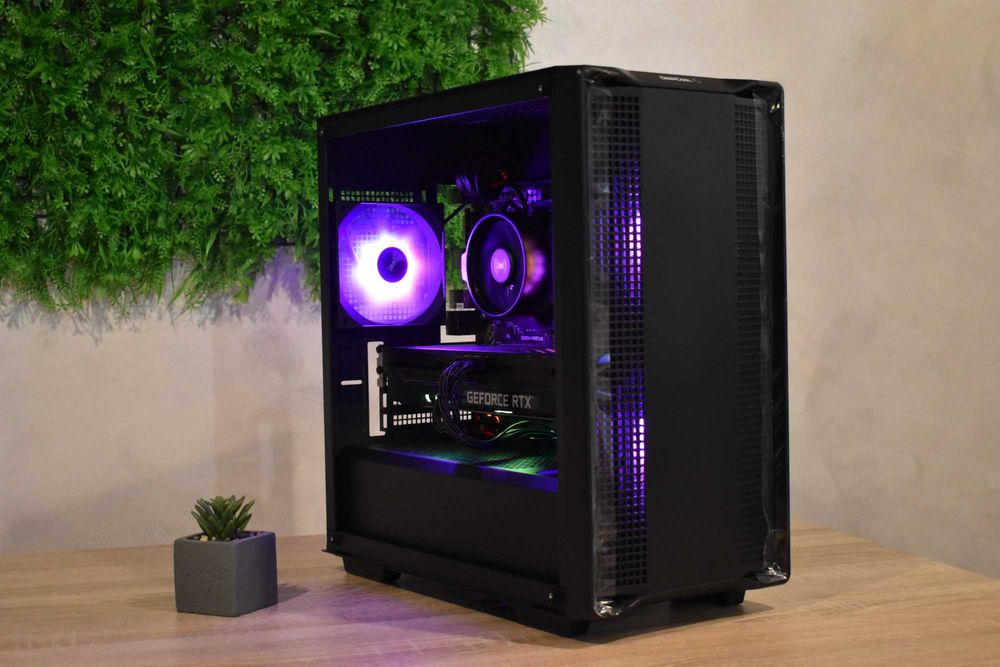 Геймърски Компютър Ryzen 5 5600x | Rtx 3070 | 16GB ram | 512GB Ssd |
