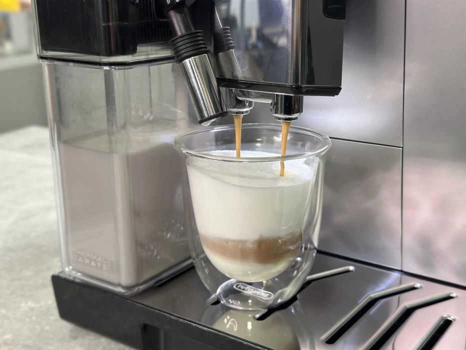 Кафемашина DeLonghi Primadonna Class