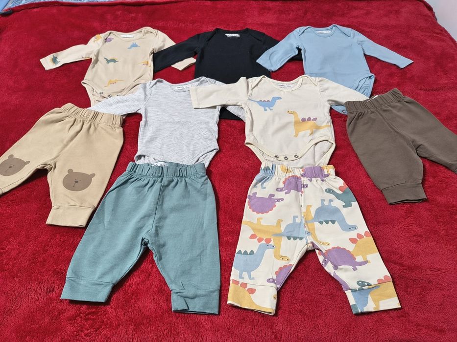 Set body cu pantalon mărime 62