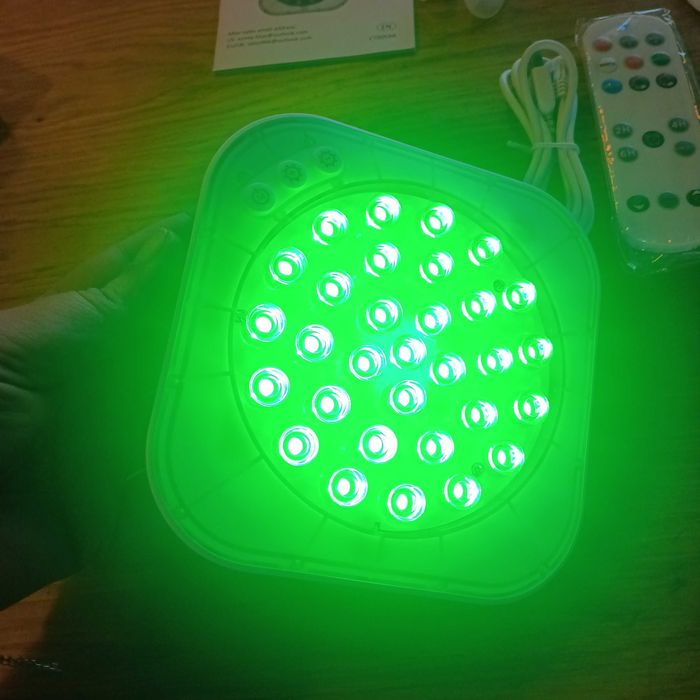 НОВО! LED осветление за басейн, акумулаторно, RGBW, с дистанционно