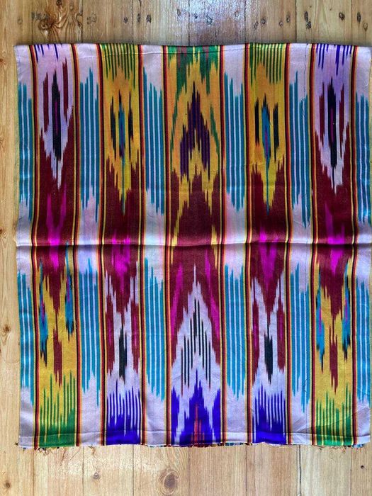 Хан-атлас старинный, винтажный, ткани из натурального шёлка