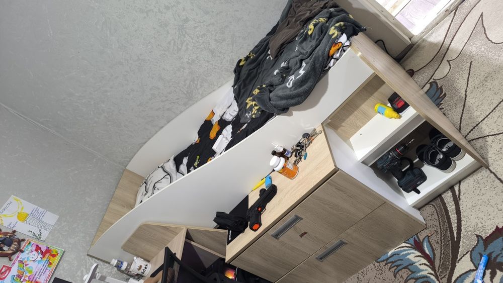 Кровать детская продам