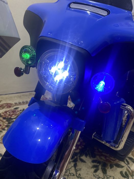 Мотоцикл машина игрушка