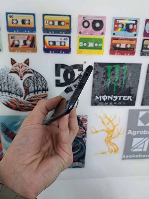 Samsung Galaxy A50 память 64gb очилмагян идеал