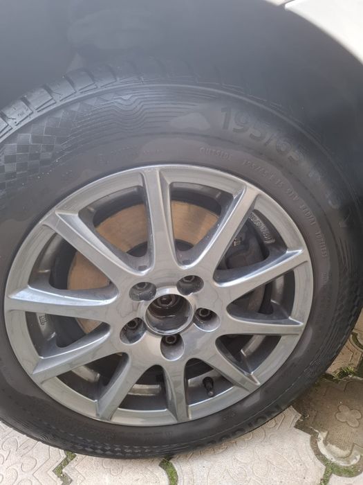 Vînt roți complete W ,jante aliaj Rial Milanocu amvelope de vara 195/6