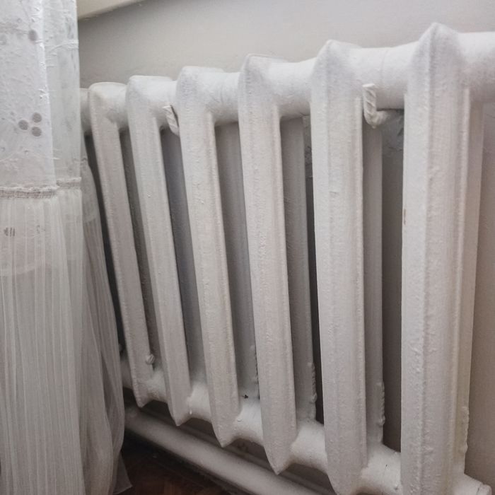 Продам бу батареи 200 секции