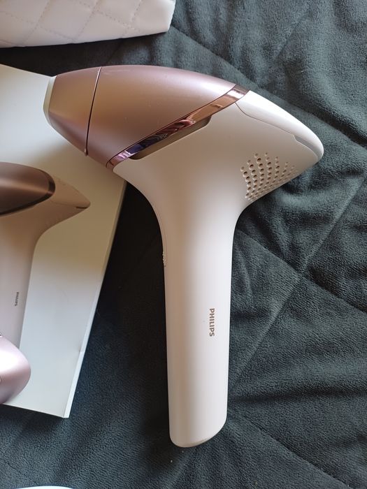 Фото епилатор Philips Lumea BRI958