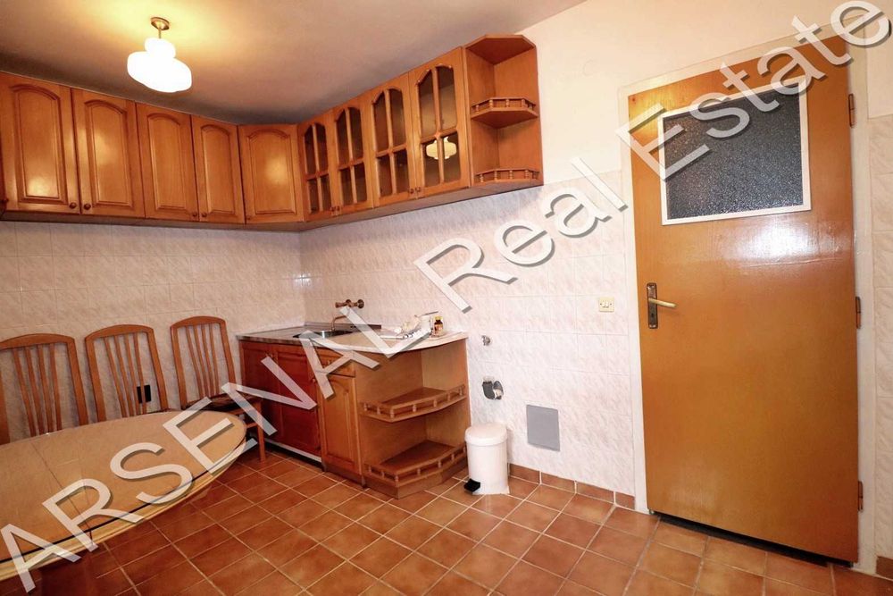 Двустаен апартамент под наем, Хладилника