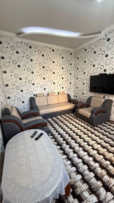 Арендага 7 хоналик Ховли Вокзалда жойлашган.Агентство