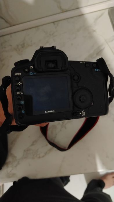 Фотоаппарат   сатылад