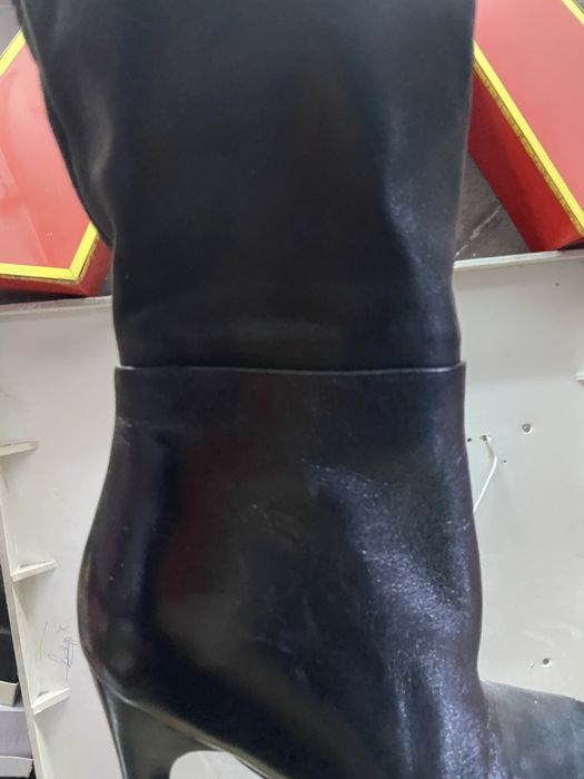 Продам сапоги НОВЫЕ кожи