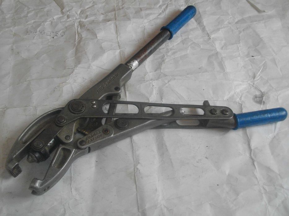 Стойка Бормашина Гилотина Пневматичен Прав Шлайф  Циркуляр Прес Клещи