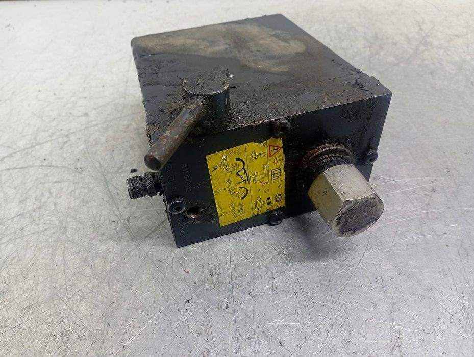 Pompa rabatare cabina 41281222 IVECO Stralis 2 (2007 - 2014)