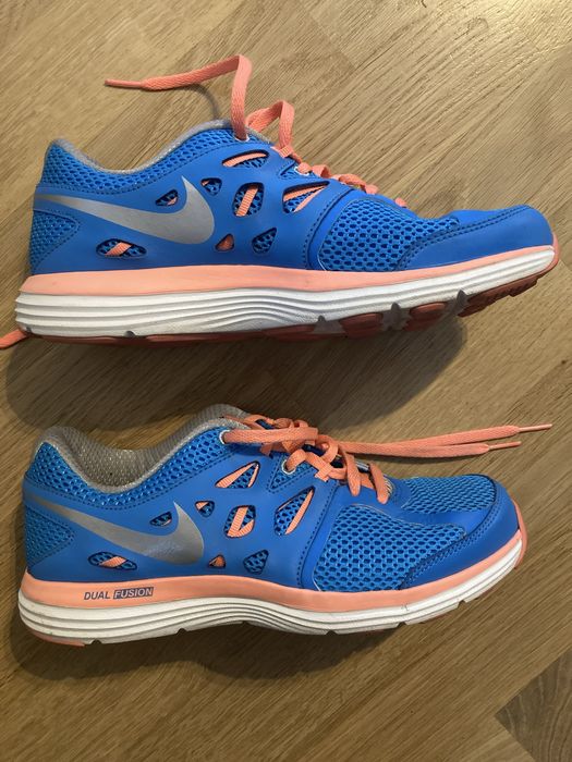 Маратонки Nike Dual Fusion