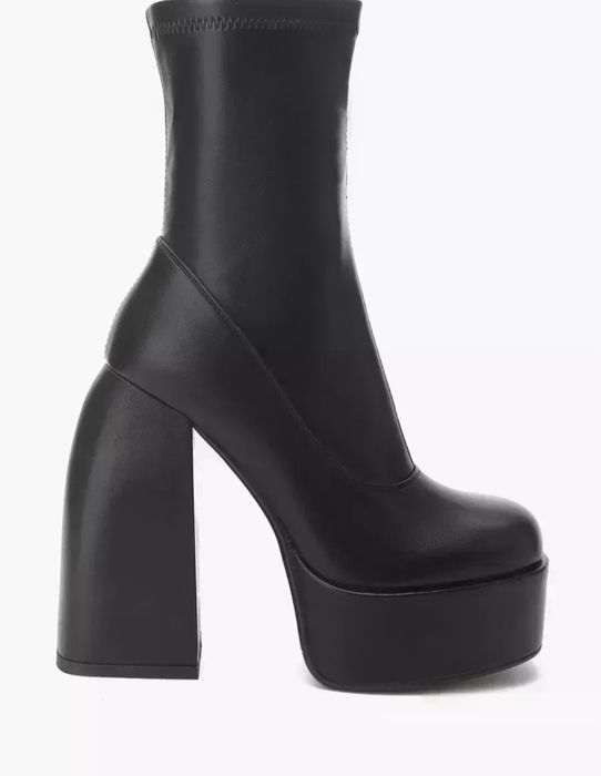 Ботильоны чулки на платформе и толстом каблуке