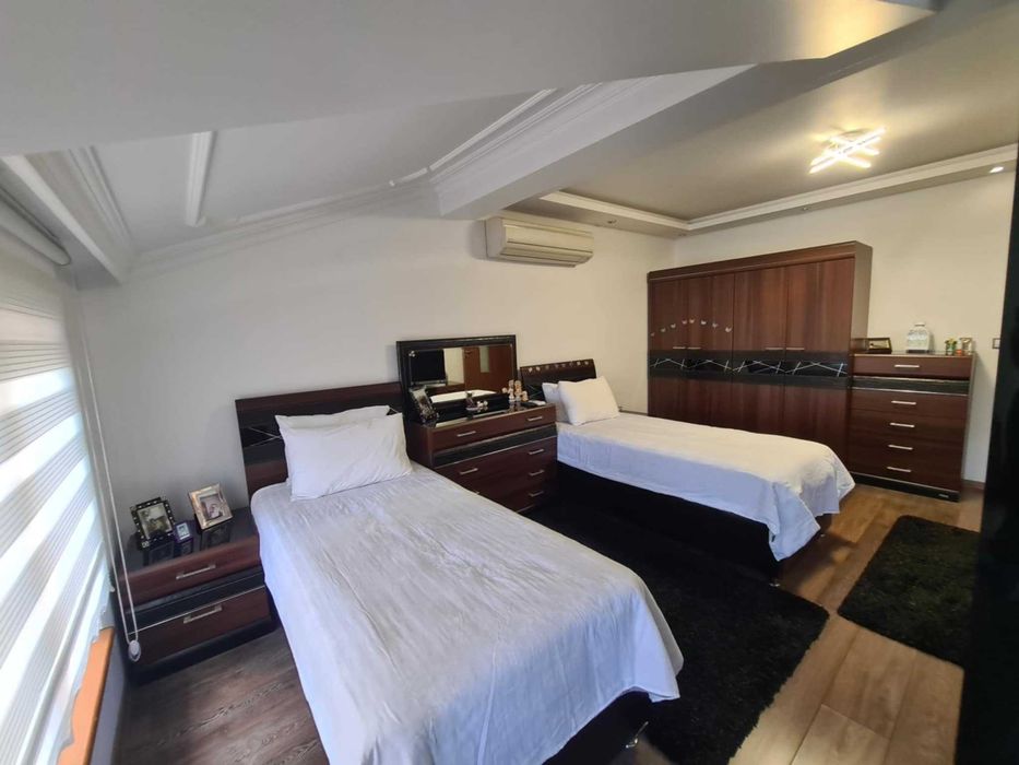 Луксозеен Мезонет с Три Спални в кв. Любен Каравелов, гр. Хасково