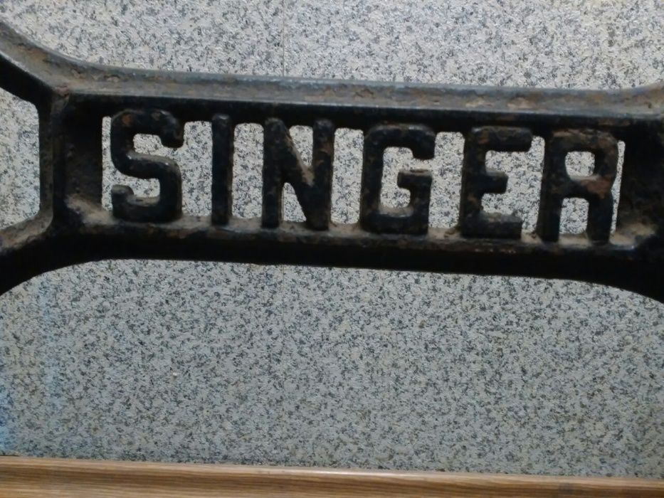 Швейная машинка ZINGER