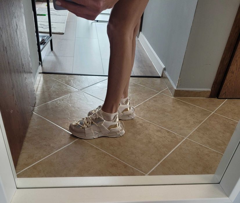 Страхотни спортни обувки