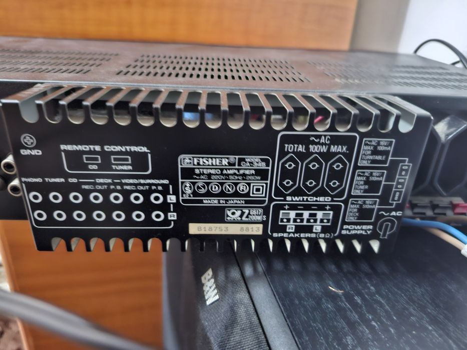 Fisher Studio Standard cu egalizator