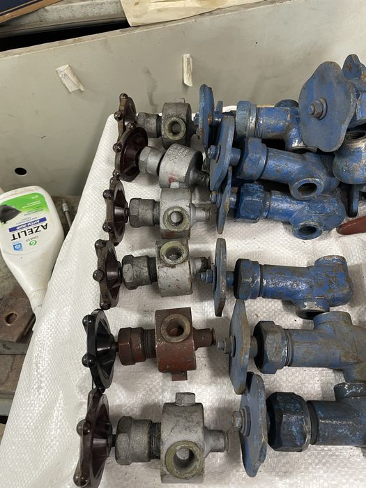 Продам краны вентели