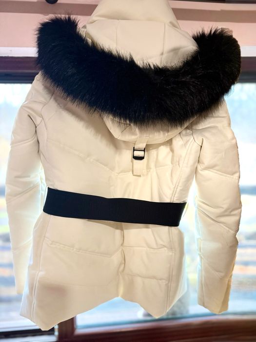 Дамско зимно яке