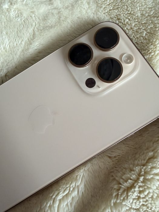 Продам iPhone 16 Pro 512 GB