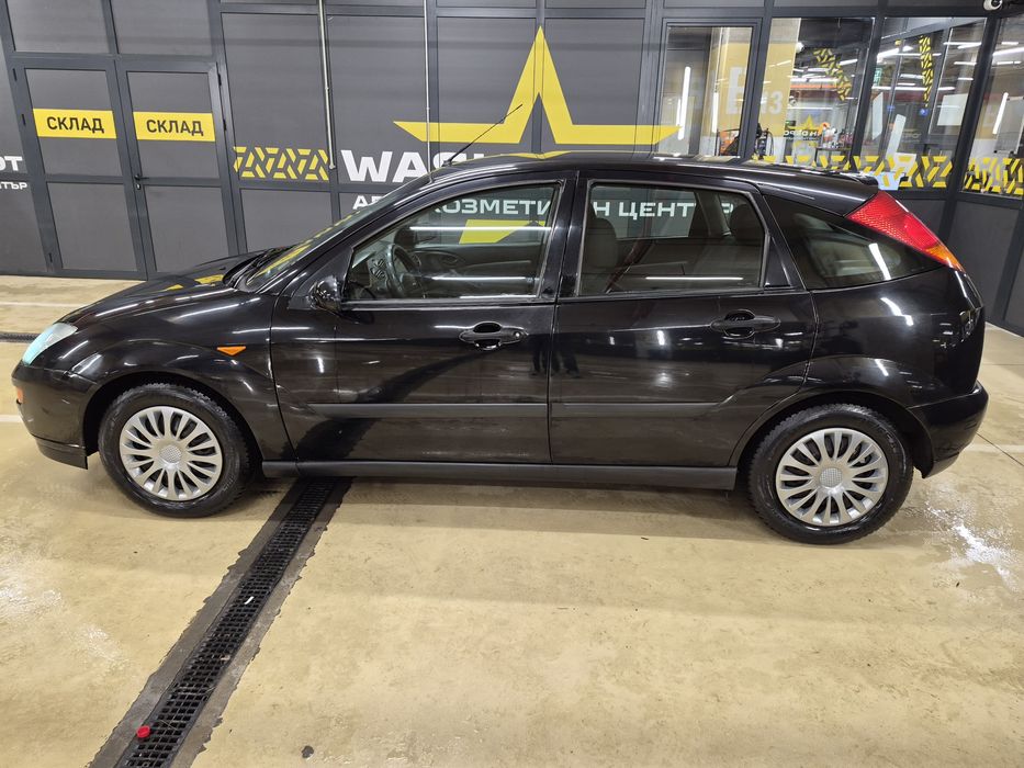 Форд Фокус 1.6 бензин