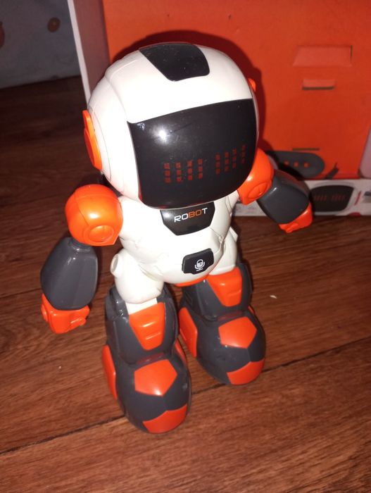 Игрушка Робот продается