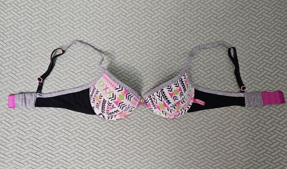 Бюстие "Nike" 8-10 г.