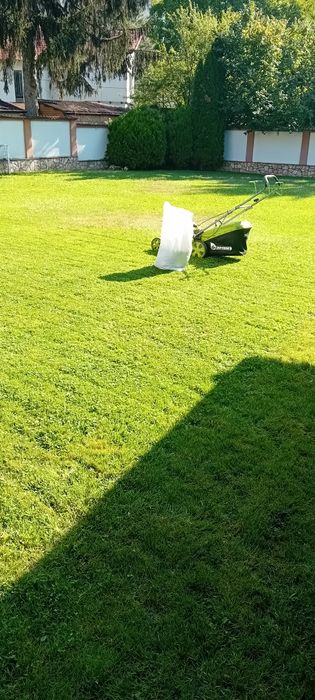 Косене и поддръжка на зелени площи