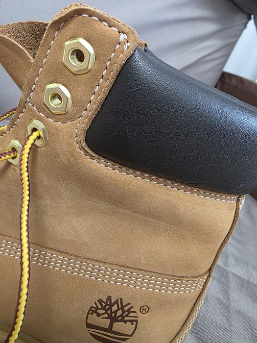Продам новые ботинки Timberland