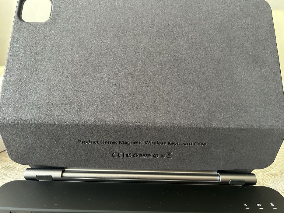 Клавиатура для Ipad pro