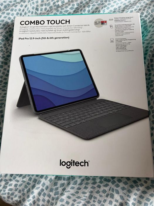 Husa cu tastatura logitech Combo Touch pentru iPad Pro 12.9”, gen5-6