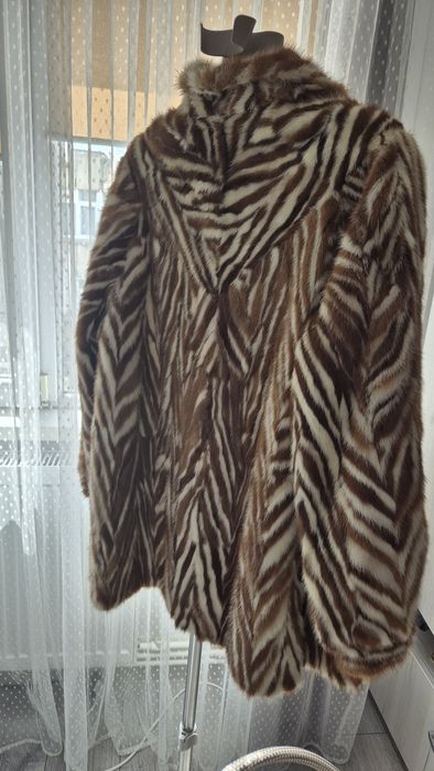 Haina vizon cu eticheta