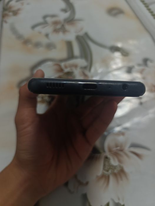 Samsung A 13 4/128GB Sotiladi