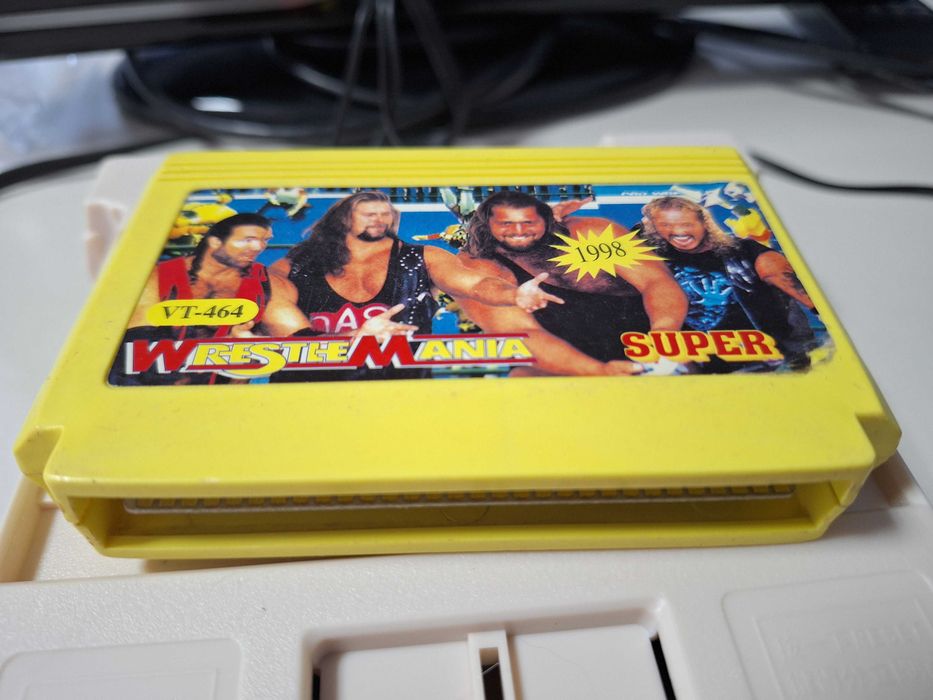 WWF WrestleMania caseta discheta clasica cu joc pentru consola TV
