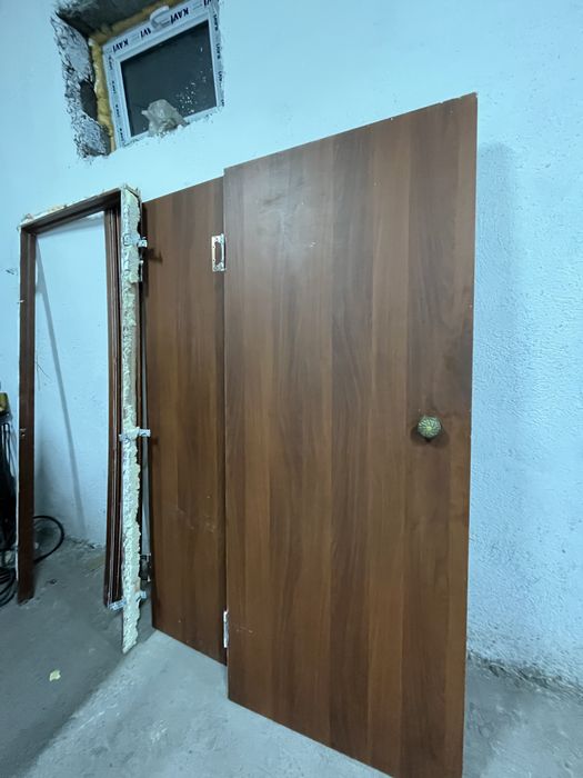 прадаяотся межкомнатной двери бу