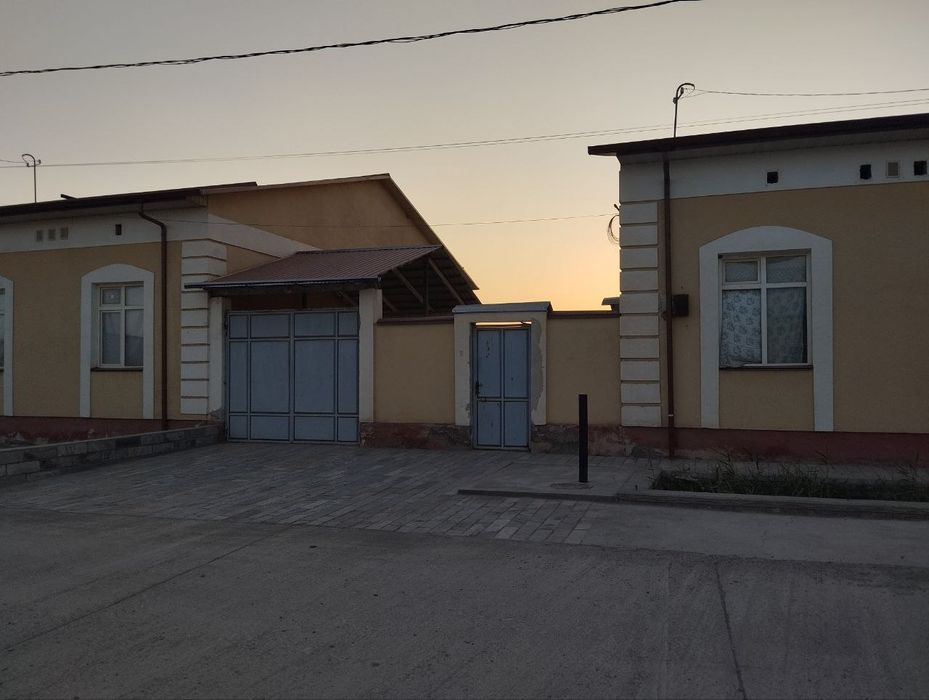 Навбахор тумани Тошработ маҳалласида жойлашган Коттеж сотилади