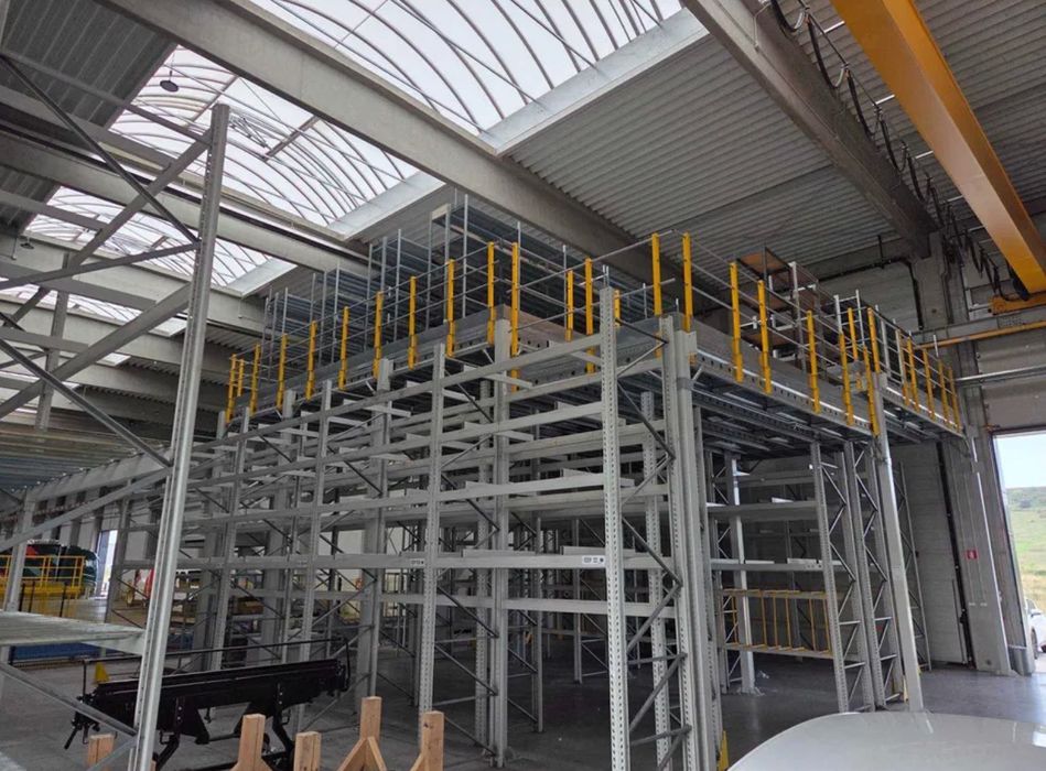 De vânzare platformă de depozitare