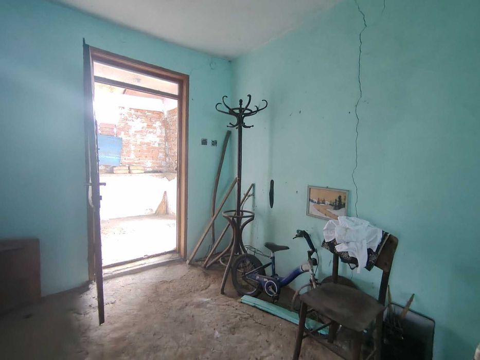 Къща в близост до р. Дунав !