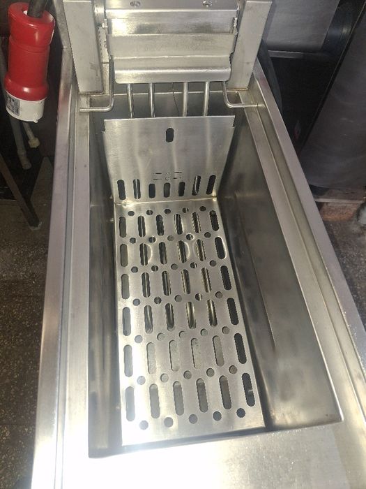 Фритюрник НОВ професионален електрически FALCON