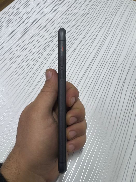 Продам айфон 11 128GB