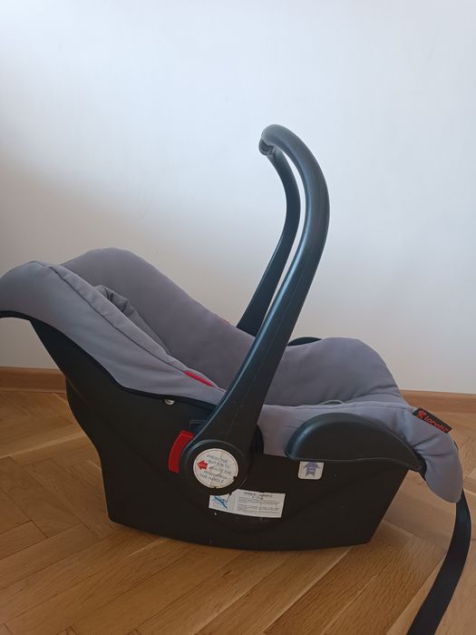 Бебешко кошче за кола