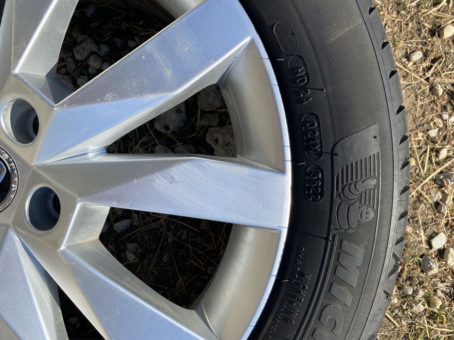 Anvelope vara Michelin R 17